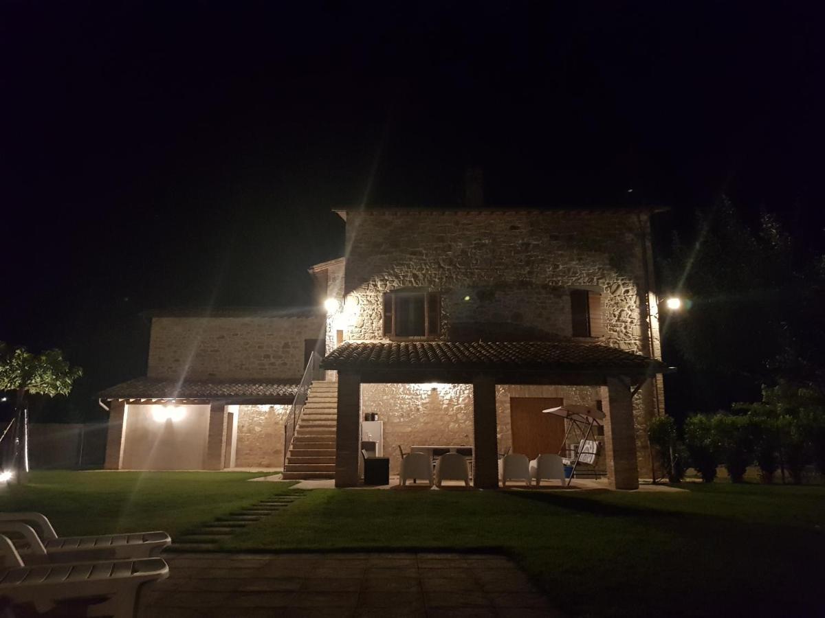 Agriturismo Villa Al Piano โตดี ภายนอก รูปภาพ