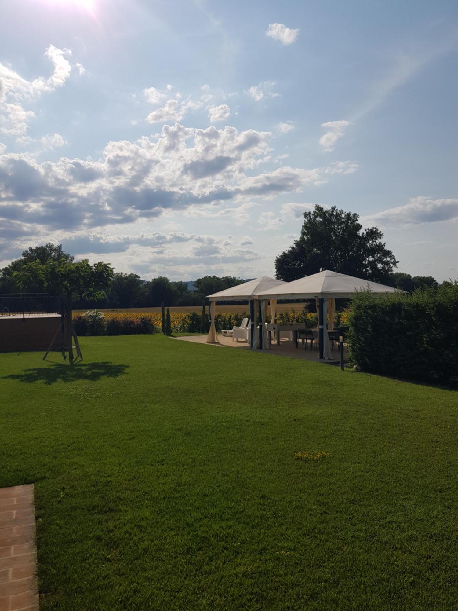 Agriturismo Villa Al Piano โตดี ภายนอก รูปภาพ